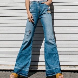 ✌🏼 wrangler patch jeans ✌🏼